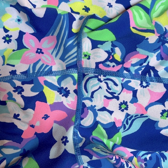 Lilly Pulitzer Borealis Blue Social Sunset Size XXL Women’s Weekender Leggings - Picture 8 of 8